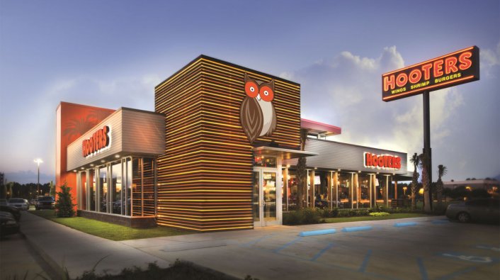 Hooters to Begin Offering Cryptocurrency Rewards Program