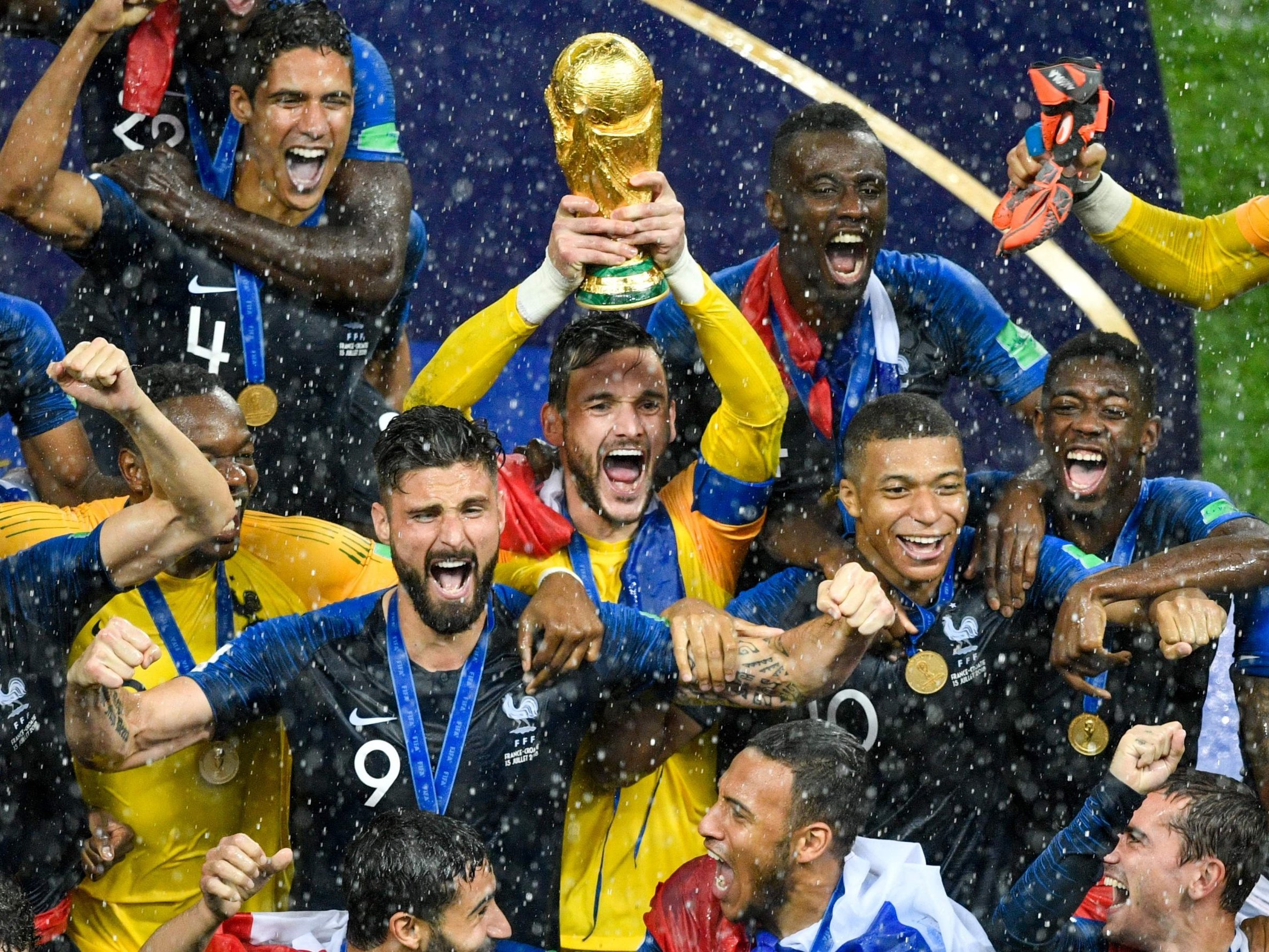 France wins the 2018 World Cup after classic final