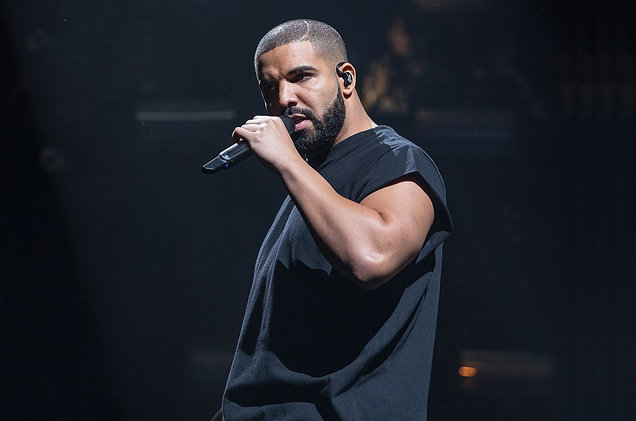 Drake Switches Lyrics in “Know Yourself” to Say Kanye West Flopped in Chicago