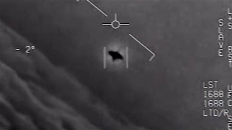 US Navy Confirms UFOs Are Real, Calls Them “Unidentified Aerial Phenomena”