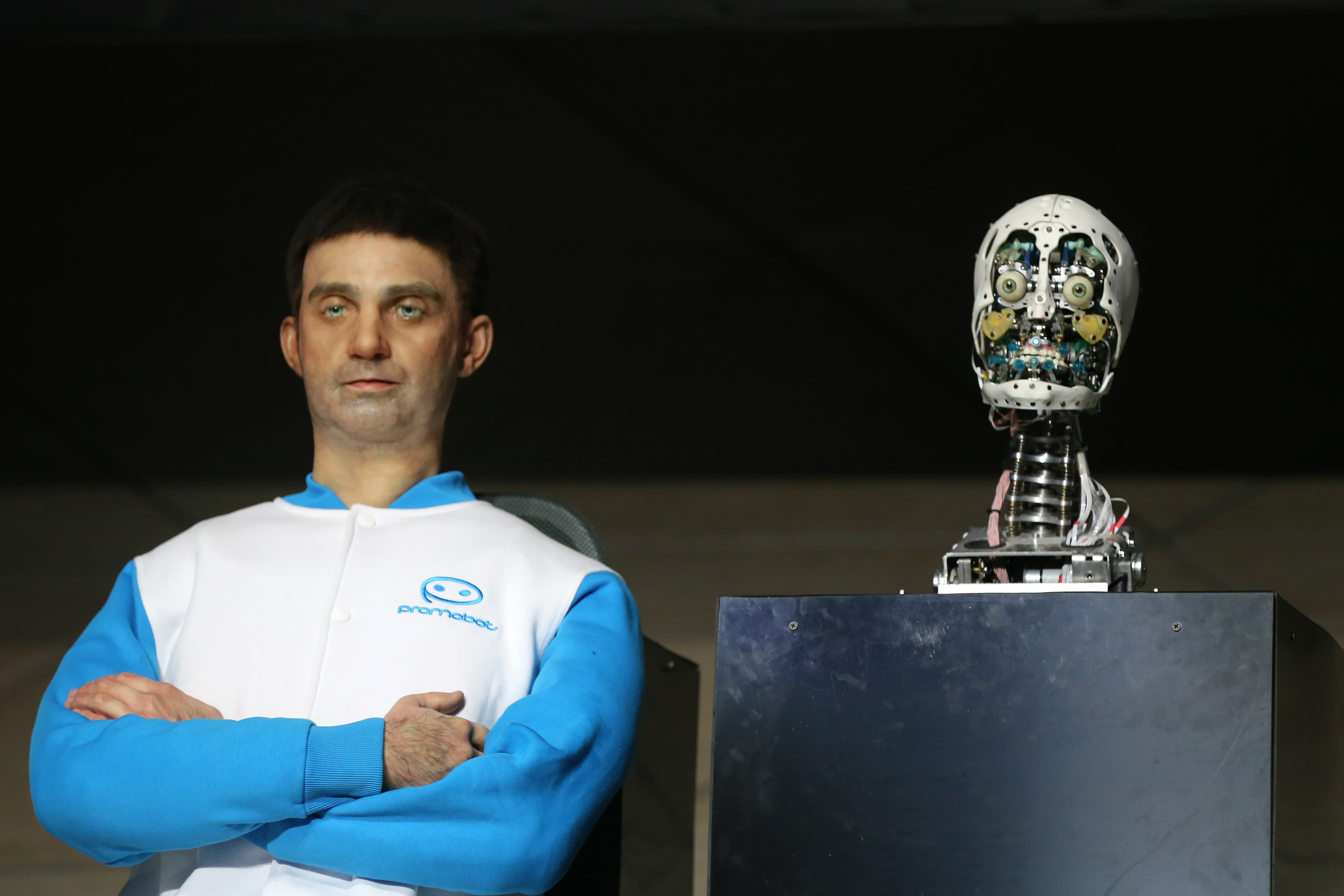 Russian Company Unveils Human-like Androids for the Workplace