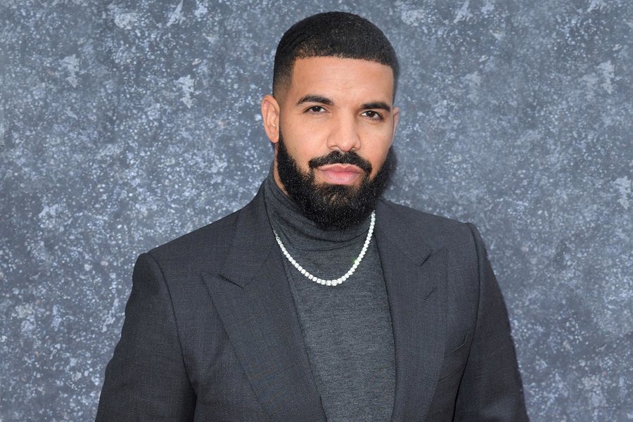 Drake is Reportedly Selling Candle That Smells Like Himself