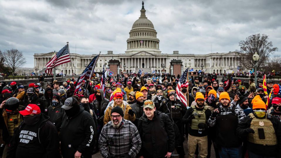 New Yorker Reporter’s Footage Shows Disorganized Rioters Storming Capitol