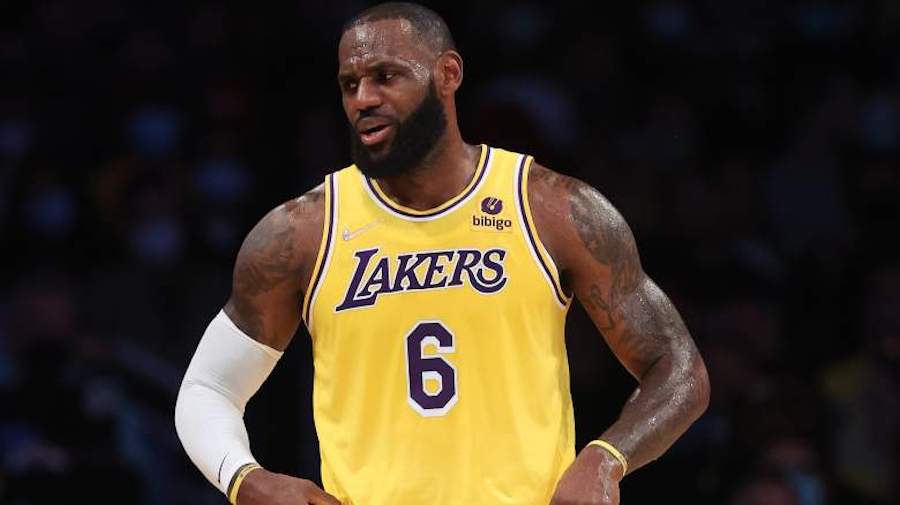 LeBron James Defends Russell Westbrook After Lakers’ Christmas Loss