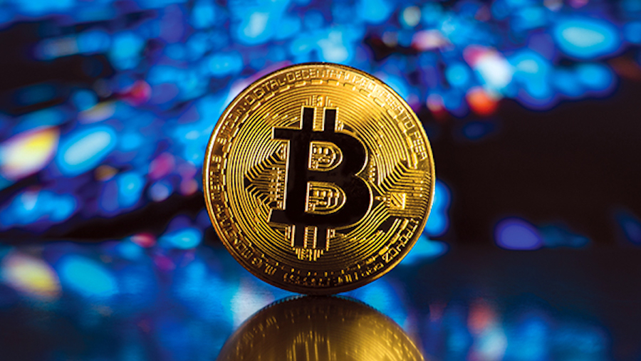 Crypto Market Sees $200 Billion Loss in a Single Day Amid Sell-Off Concerns