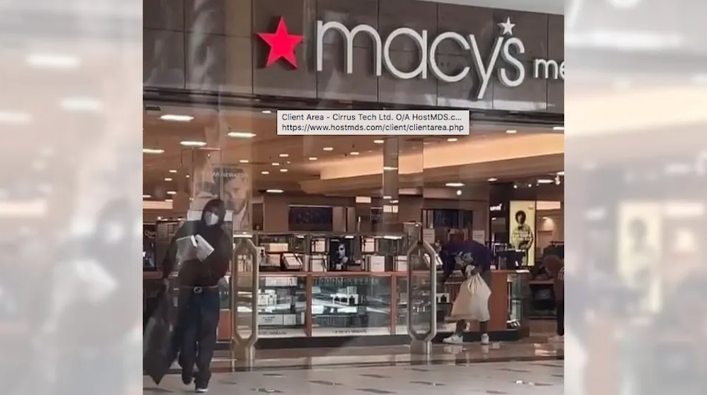 Smash-and-Grab Robbers Take $20,000 Worth of Perfume From Macy’s in California