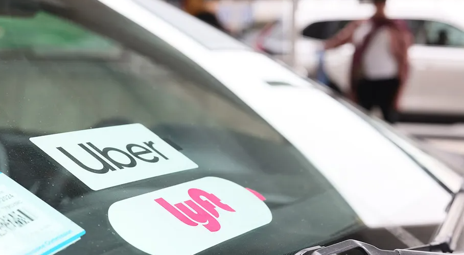 Uber and Lyft Drivers Shut Down Apps, Protest at Atlanta Airport During Busiest Travel Time