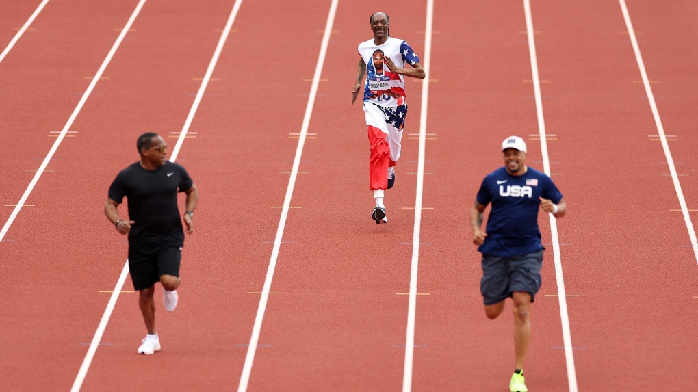 Snoop Dogg Runs 200M Race During Olympic Trials