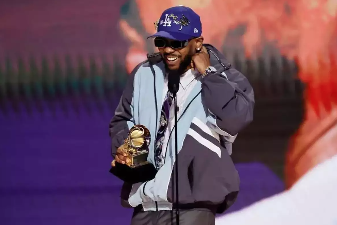 Kendrick Lamar sweeps 2024 BET Awards and makes history to Ballerz Mixtape..