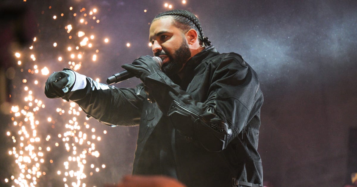 Drake Promises to Pay for a Fan’s Mother’s Cancer Treatment During Australia Concert