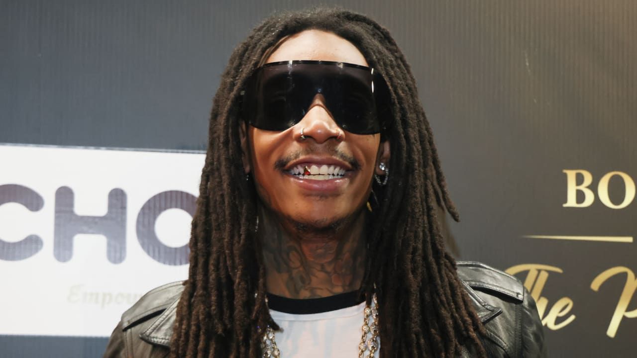 Wiz Khalifa Says The Earth Is Flat