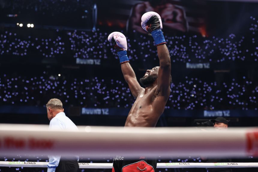Terence Crawford Speaks on Historic Victory After Defeating Canelo Alvarez