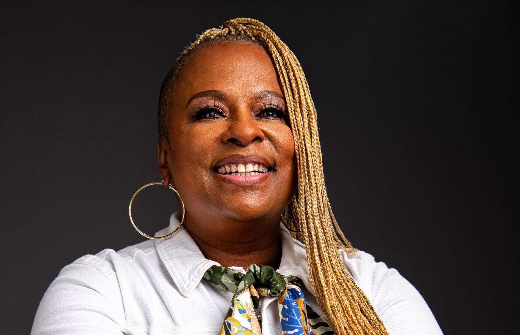 Yo-Yo Mixes Hip-Hop With Kitchen Dishes In Her FOX 5 DC Interview