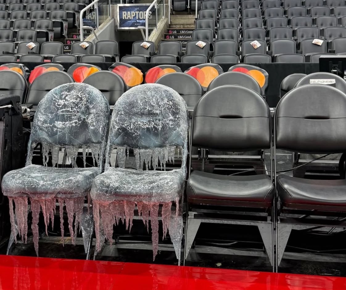 Drake Freezes Courtside Seats At Raptors Game, Fans Melt Down Over “Iceman”￼